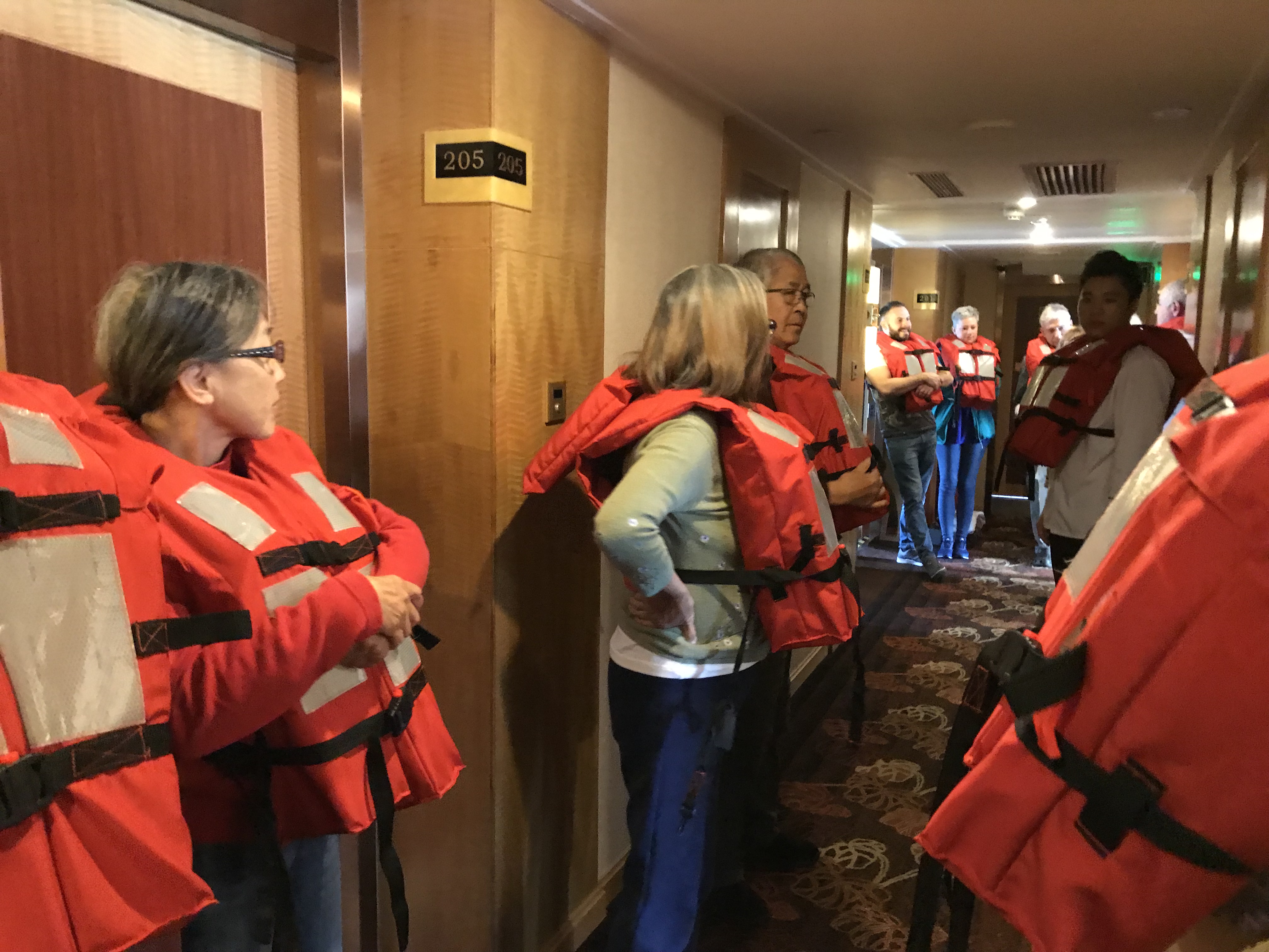 ./2018/03 - Viking China/16 - Shibaozhai/IMG_7489.JPG